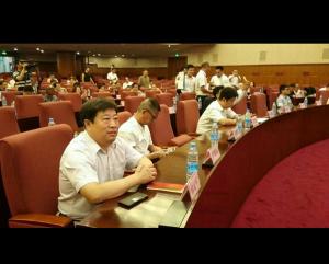 中醫(yī)藥文化工作委員會(huì)理事，中醫(yī)藥文化中心主任韓冠軍和中醫(yī)藥文化工作委員會(huì)主任李龍飛先生在北京